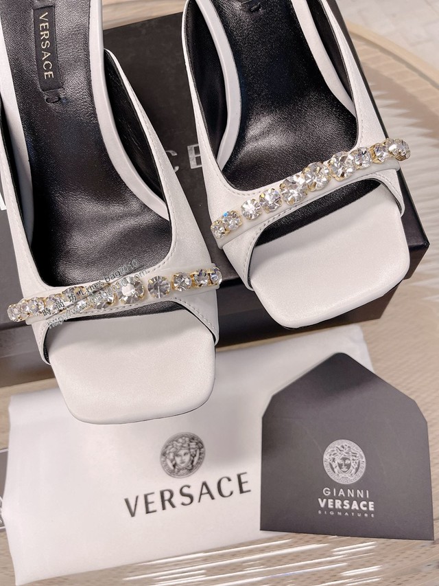 Versace專櫃2022新款女鞋 範思哲魚嘴方跟涼鞋 dx3550